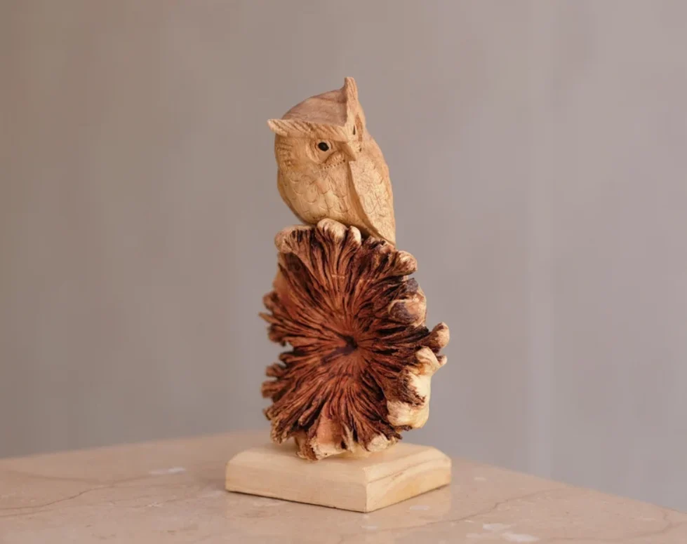 Owl on tree wooden figurine, sculpture, decorative (1)